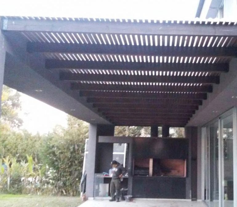 pergola empotrada en galeria