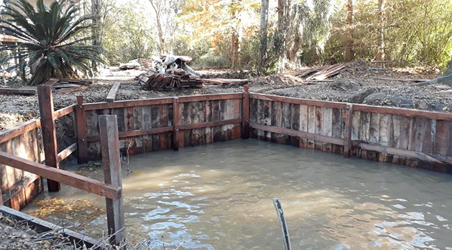 primero pasillo Azotado por el viento Construcción de Estacadas de madera en Ríos y Lagunas