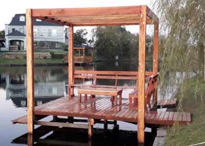 muelle con pergola y rampa